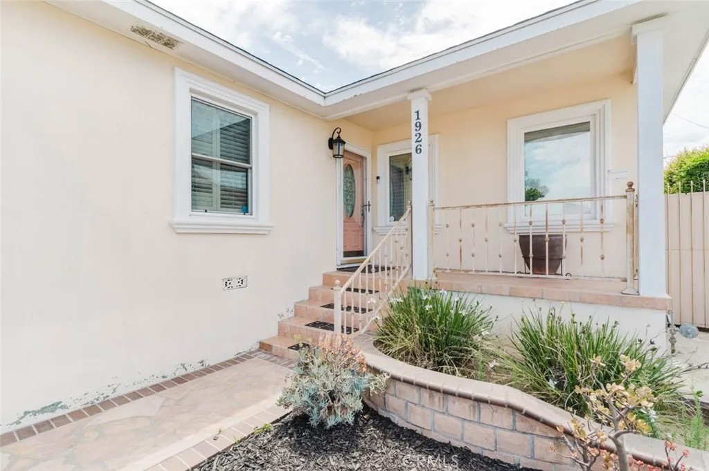 1926 Thoreau Street