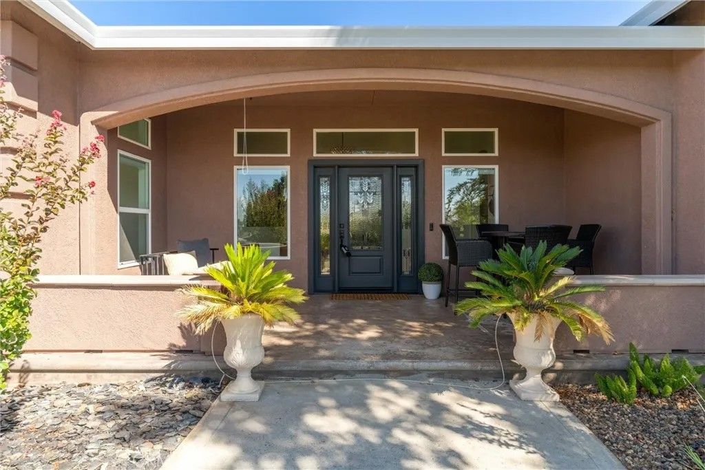 Photo of 104 Tuscan Drive, Paradise, CA 95969 (MLS # SN26023214)