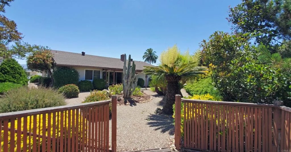 16602 San Salvador Court