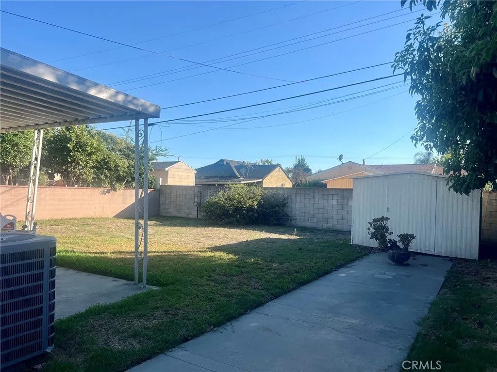 6072 Mckinley Ave.