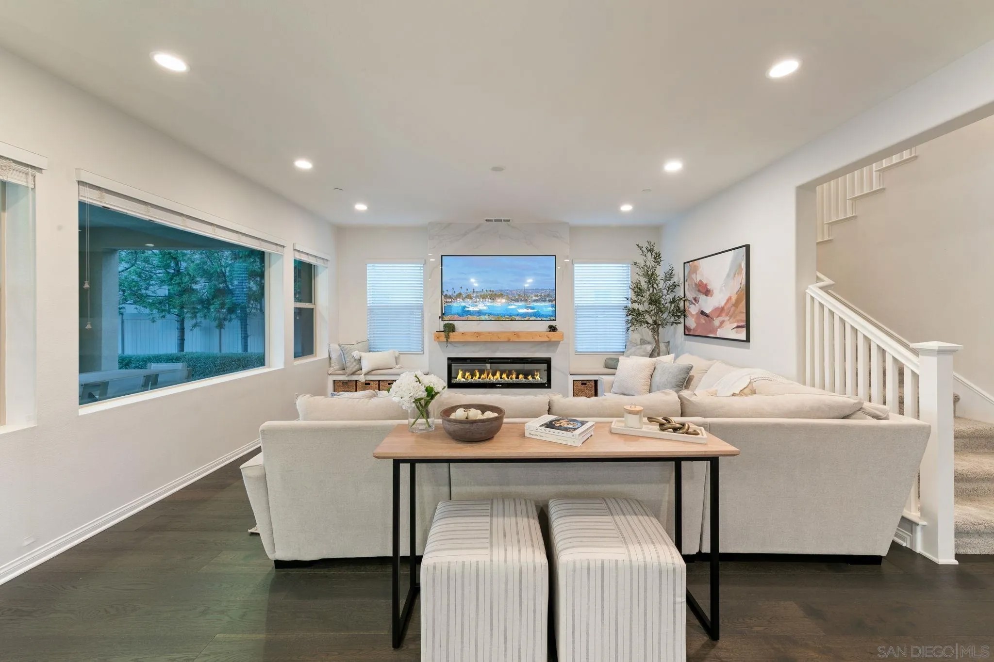 3035 Starry Night Drive