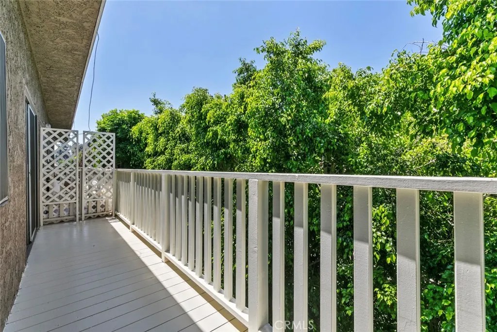 4859 Coldwater Canyon 12