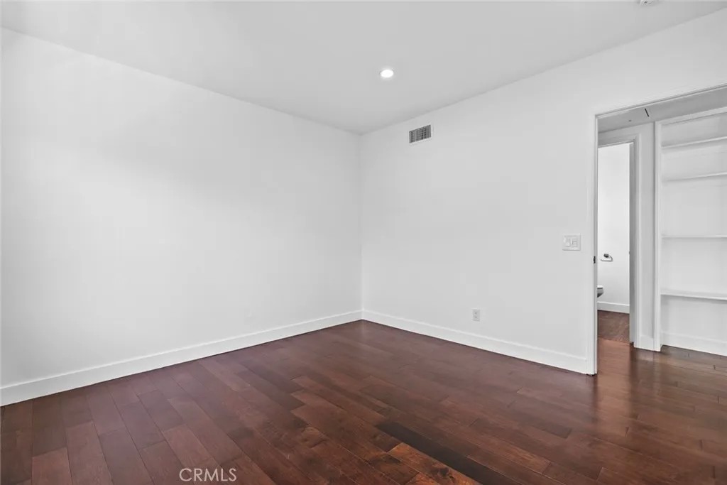 4859 Coldwater Canyon 12