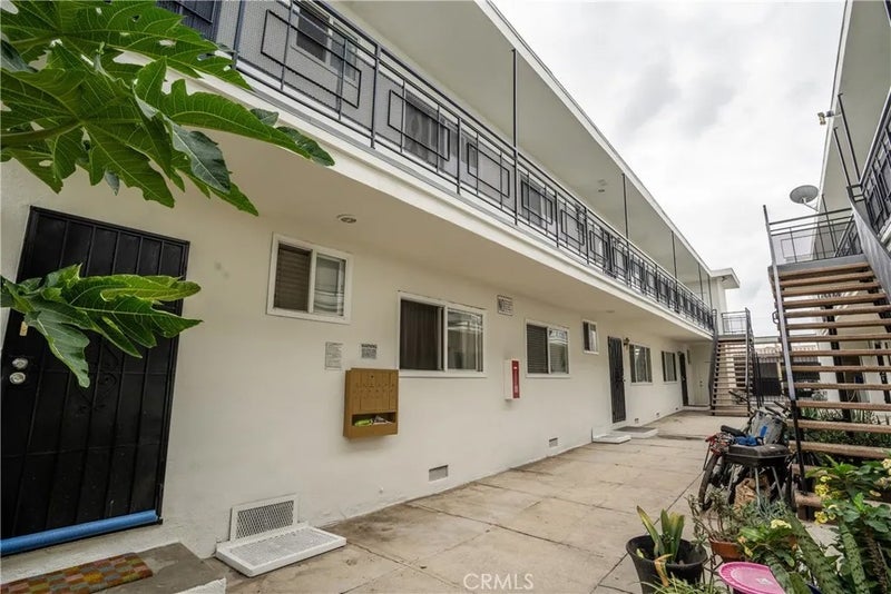 1414 W 225th Street