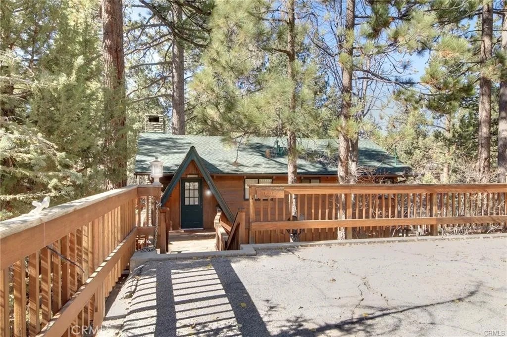 954 Chinook Road