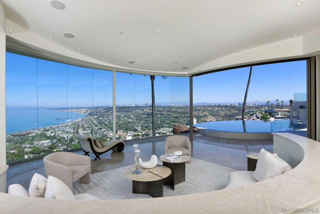 Photo of 7455 Hillside Dr, La Jolla, CA 92037 (MLS # 260007602)