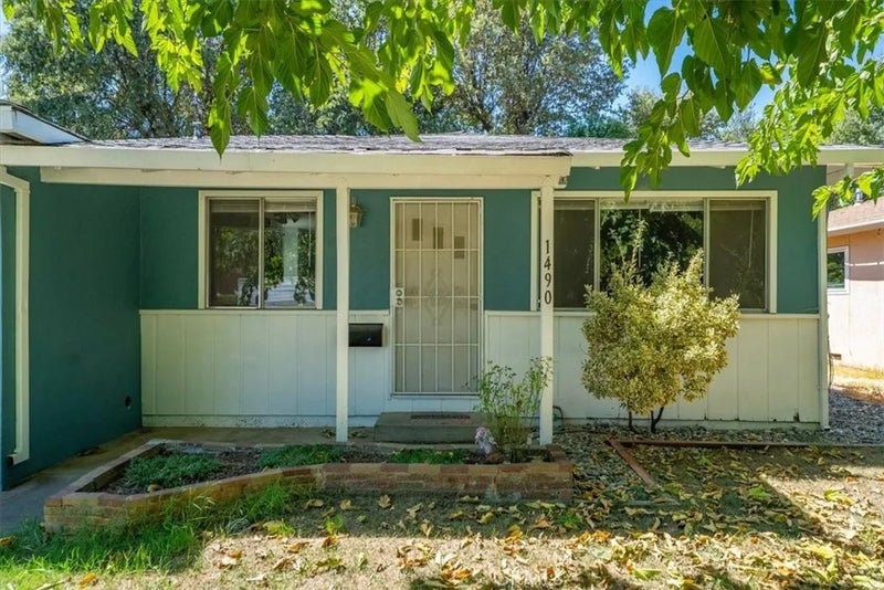 1490 Orange Street