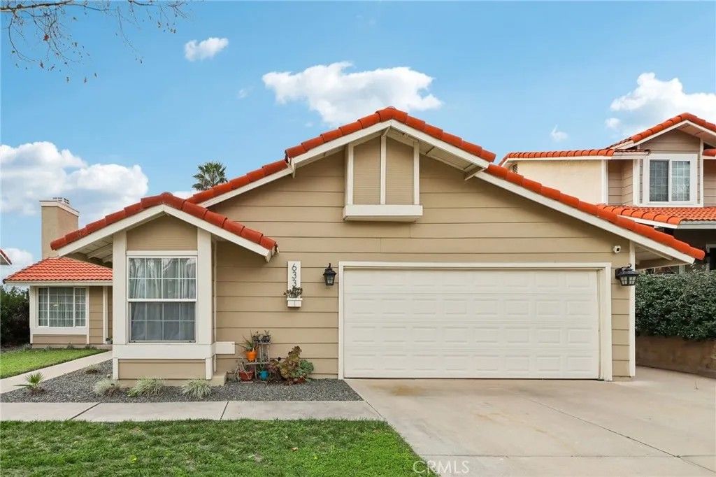 Photo of 6336 N Redwood St, San Bernardino, CA 92407 (MLS # IG26013896)