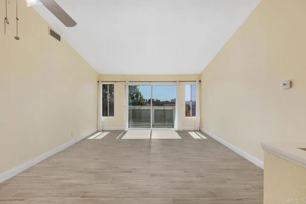 735 Buena Tierra Way 356