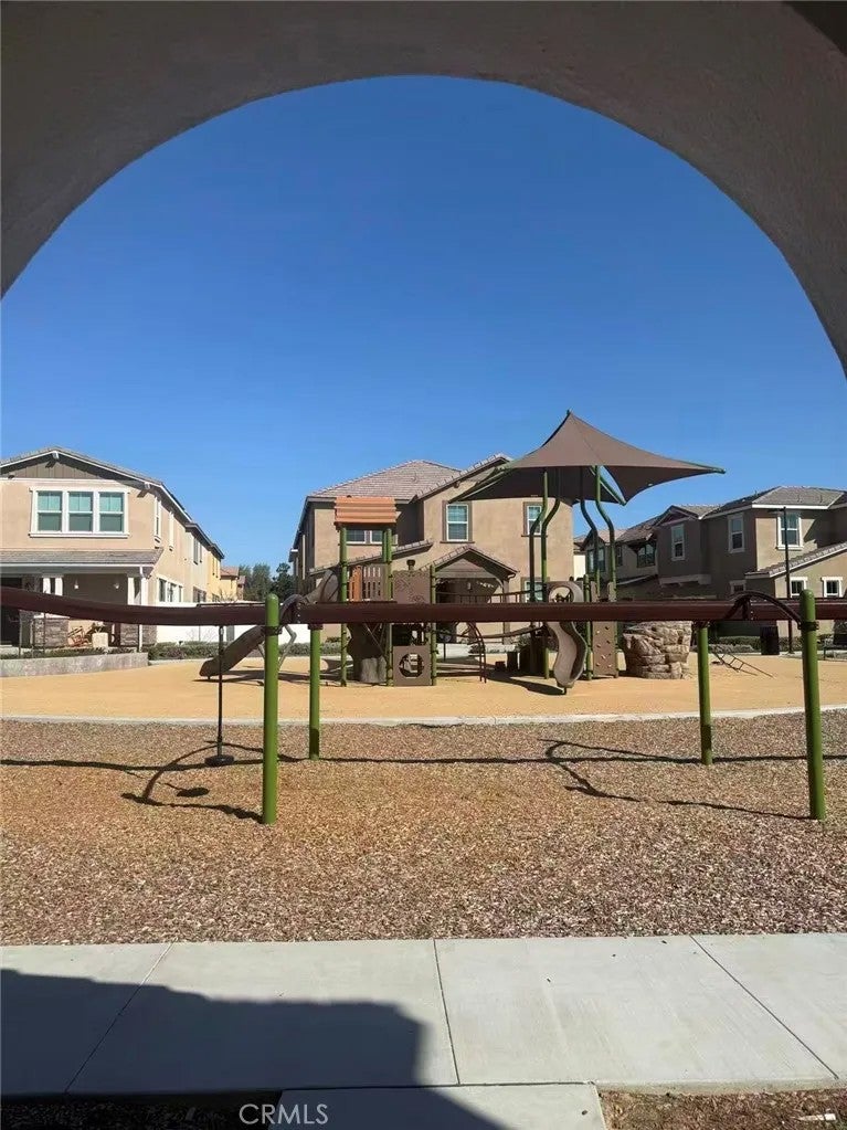 40718 Melrose Dr