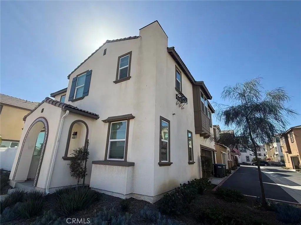 Photo of 40718 Melrose Dr, Temecula, CA 92591 (MLS # TR26022940)