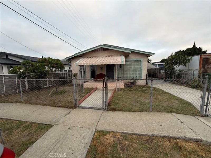 611 W 65th