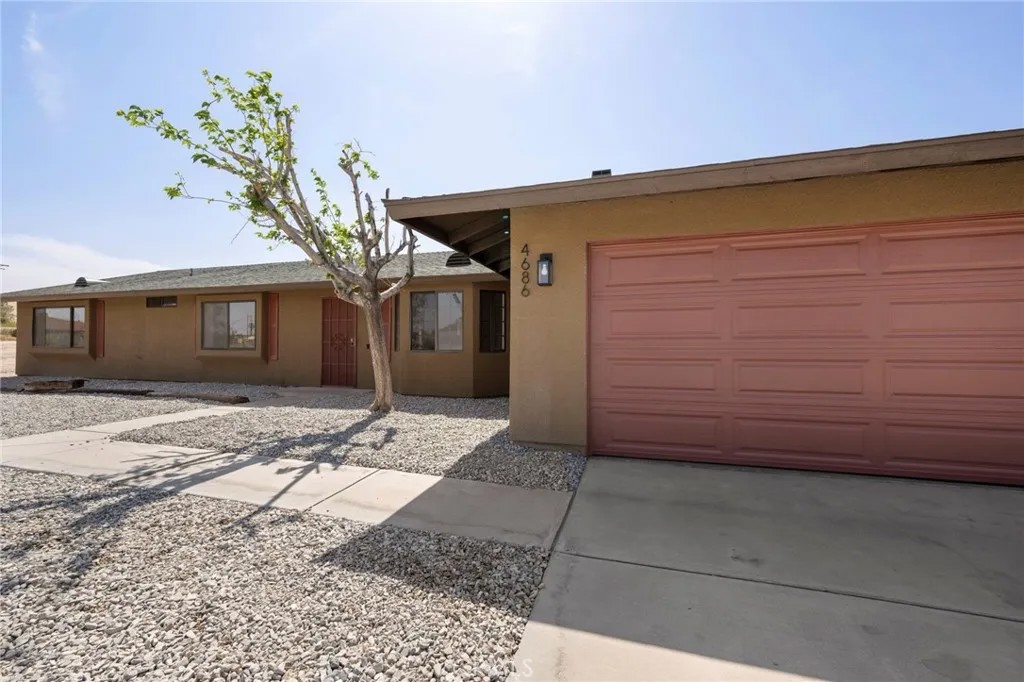 4686 Stirrup Lane