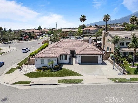 5876 Greyville Place