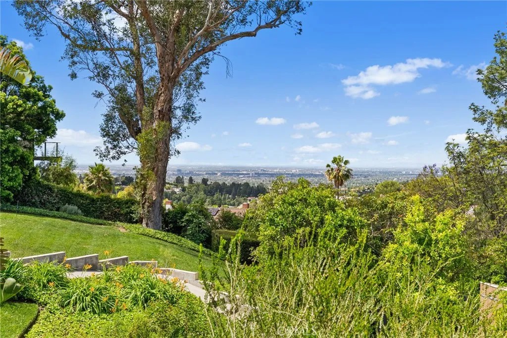 1501 Clearview Lane