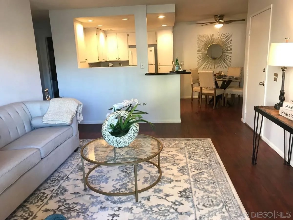 204 Woodland Pkwy 117