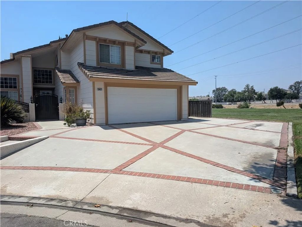 Photo of 13437 Chrystal Court, Fontana, CA 92336 (MLS # PW25265685)
