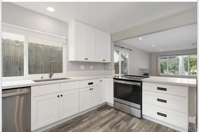 Photo of 945 Woodgrove Dr, Cardiff By The Sea, CA 92007 (MLS # NDP2606267)