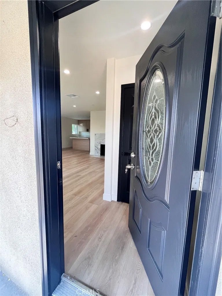 6305 Carpenter