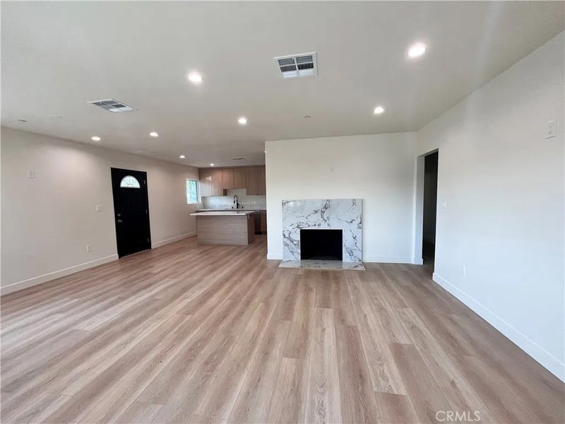 6305 Carpenter