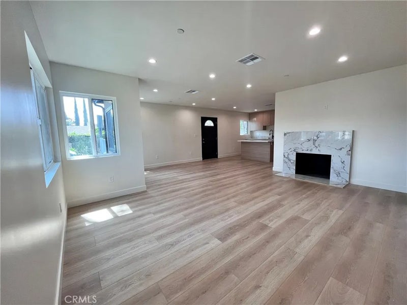 6305 Carpenter