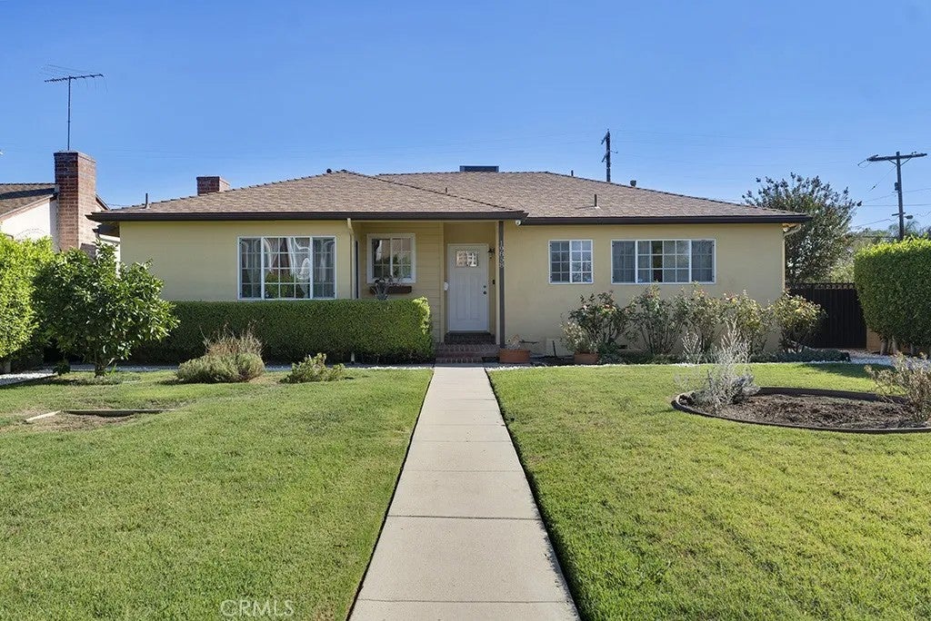 19858 Sherman Way