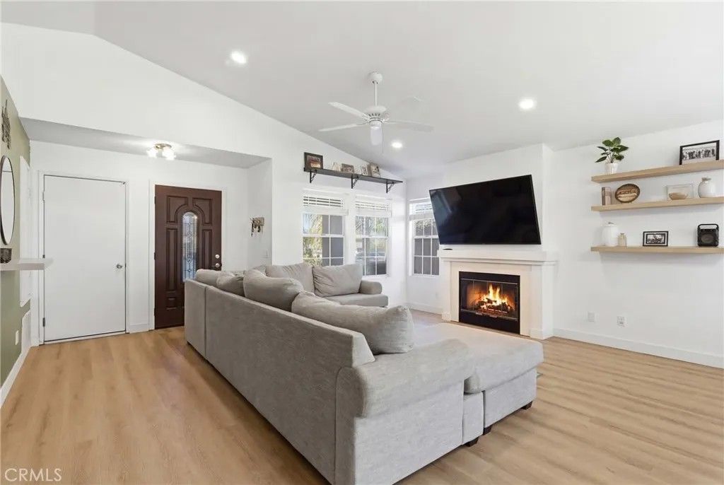 Photo of 44462 Cayenne Trail, Temecula, CA 92592 (MLS # SB26053770)