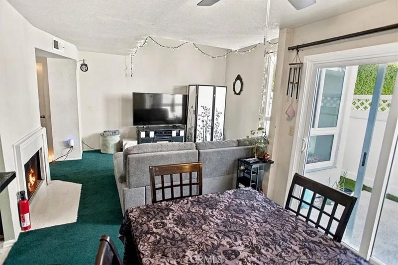 16857 San Fernando Mission Boulevard 48