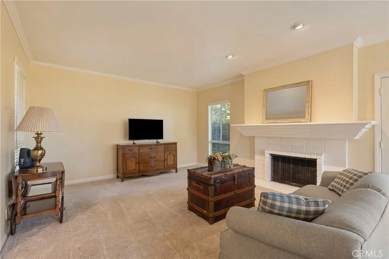 110 Oak Forest Circle