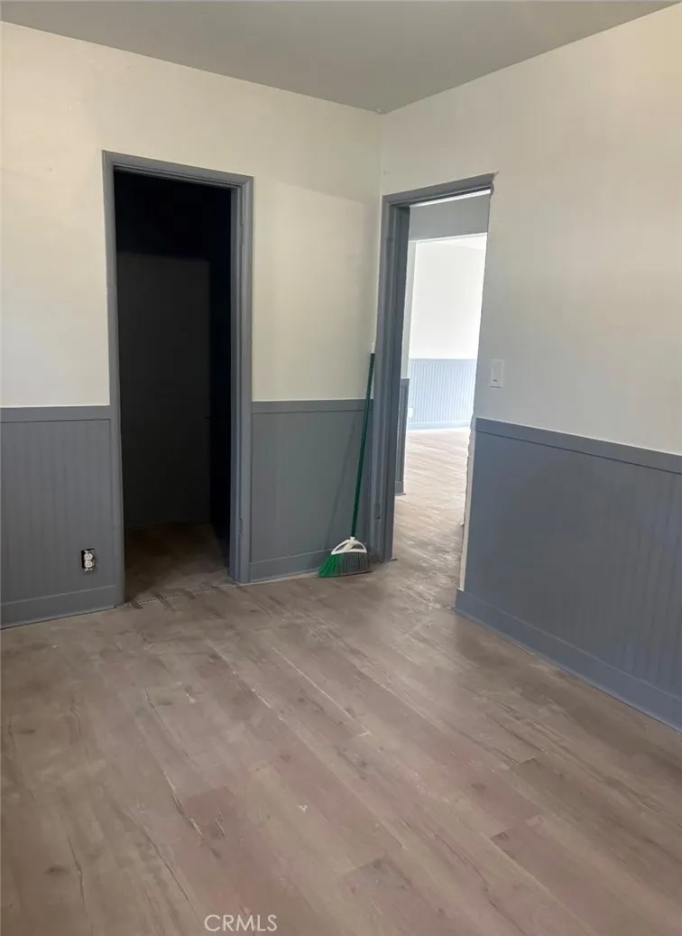 11104 Klingerman Street