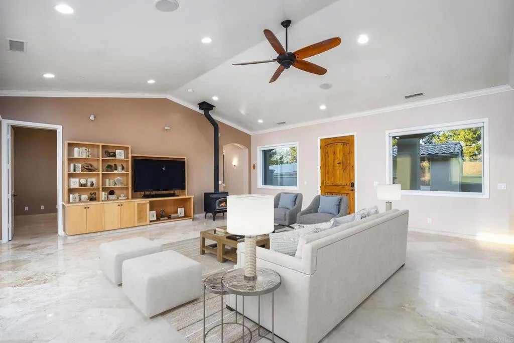 23648 OLD RANCH RD