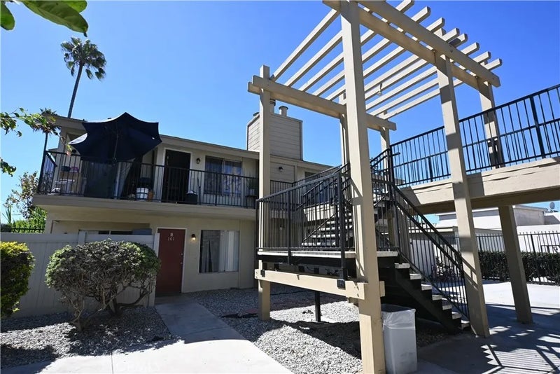 810 Center Street