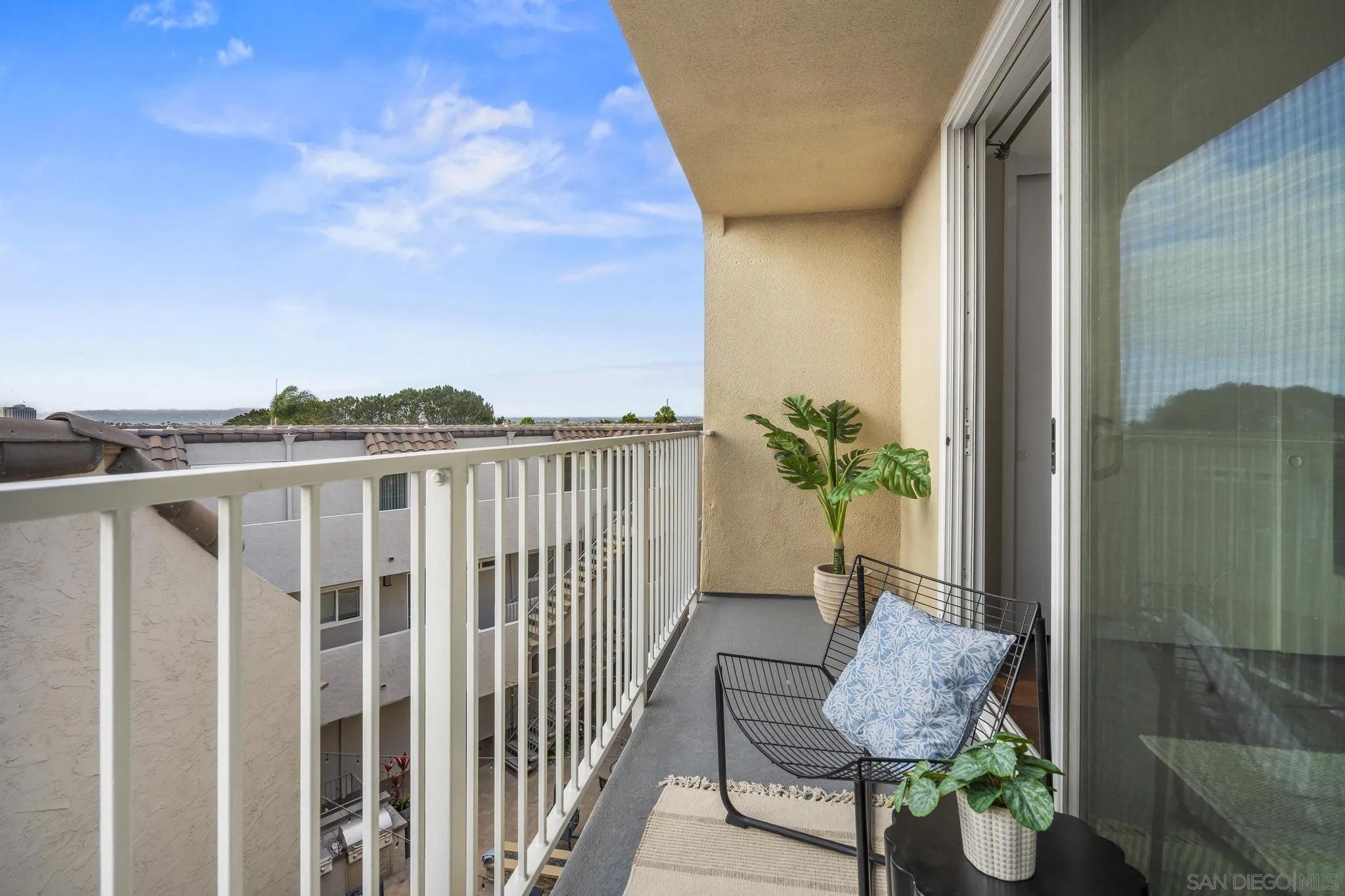 4477 Mentone St #211