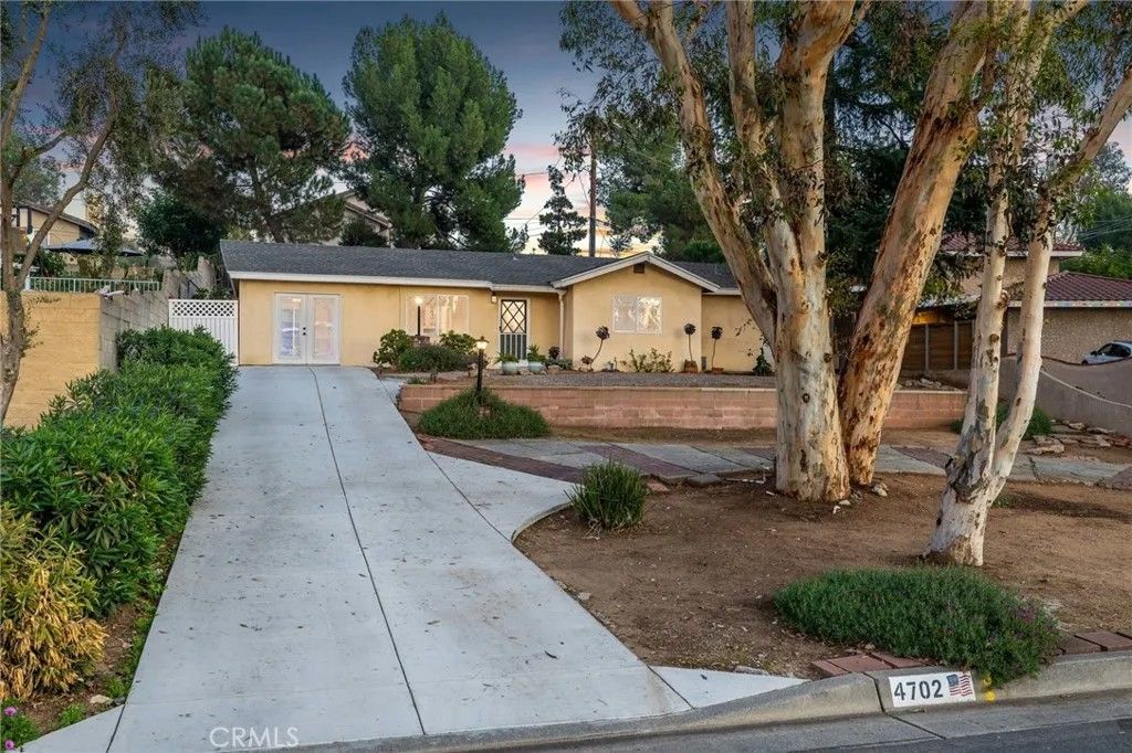 Photo of 4702 Williams Ave, La Verne, CA 91750 (MLS # CV25276923)