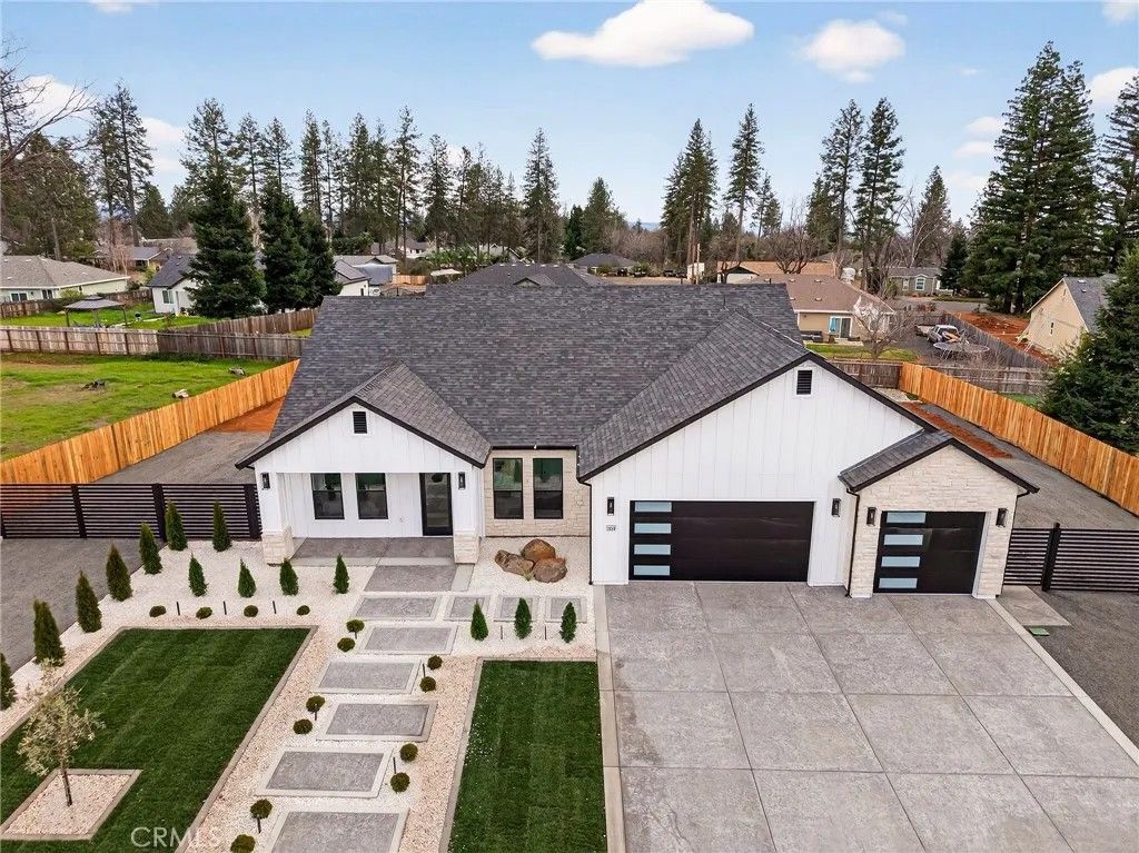 Photo of 2210 Thornburg Road, Paradise, CA 95969 (MLS # PA26021613)