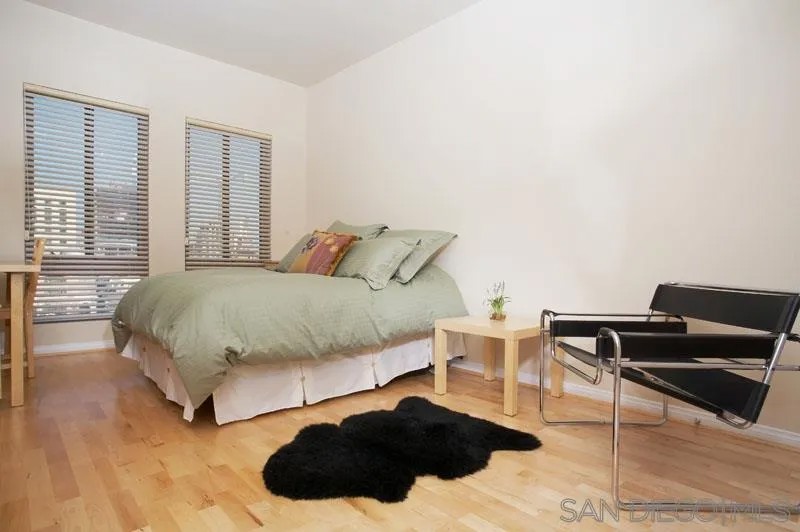 450 J St 3011