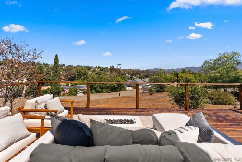 10765 Lupin