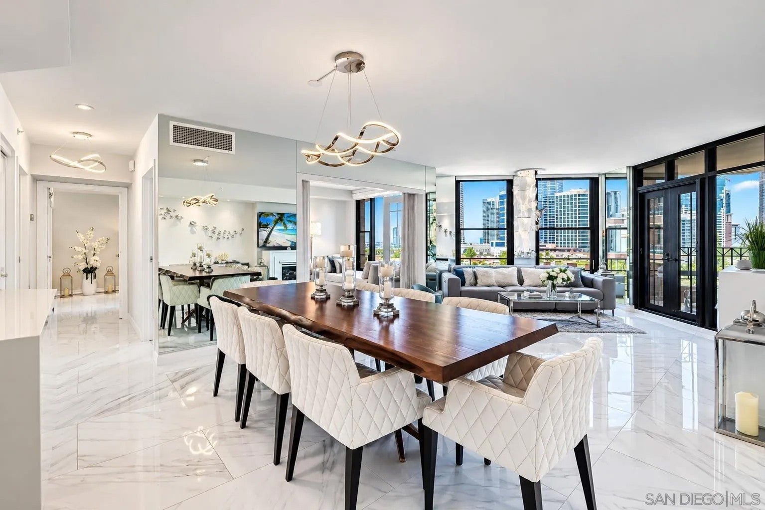 500 W Harbor Drive 1013