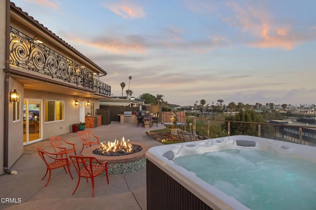 2180 Vista Del Mar Drive