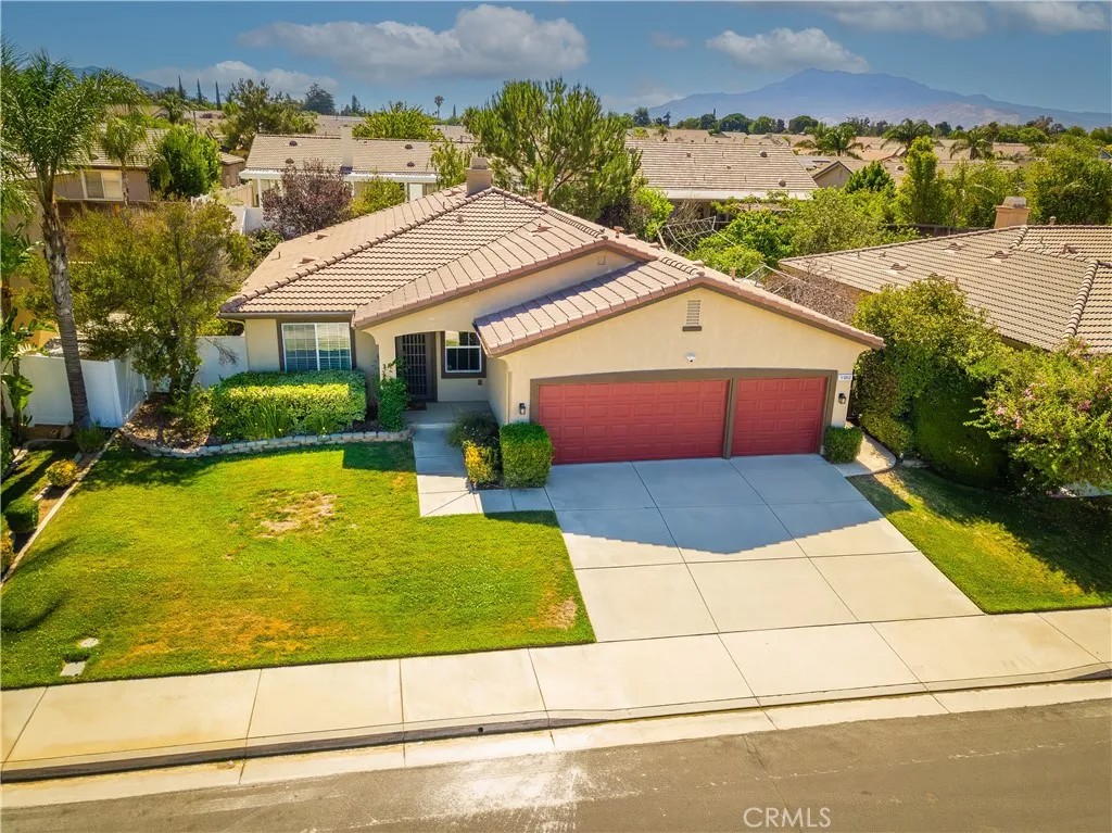 1180 Sagamore Cir