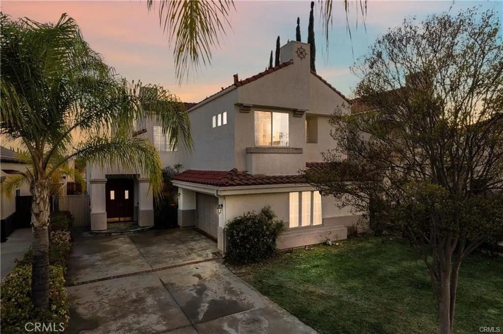 Photo of 25099 Calle Entradero, Murrieta, CA 92563 (MLS # SW25229292)