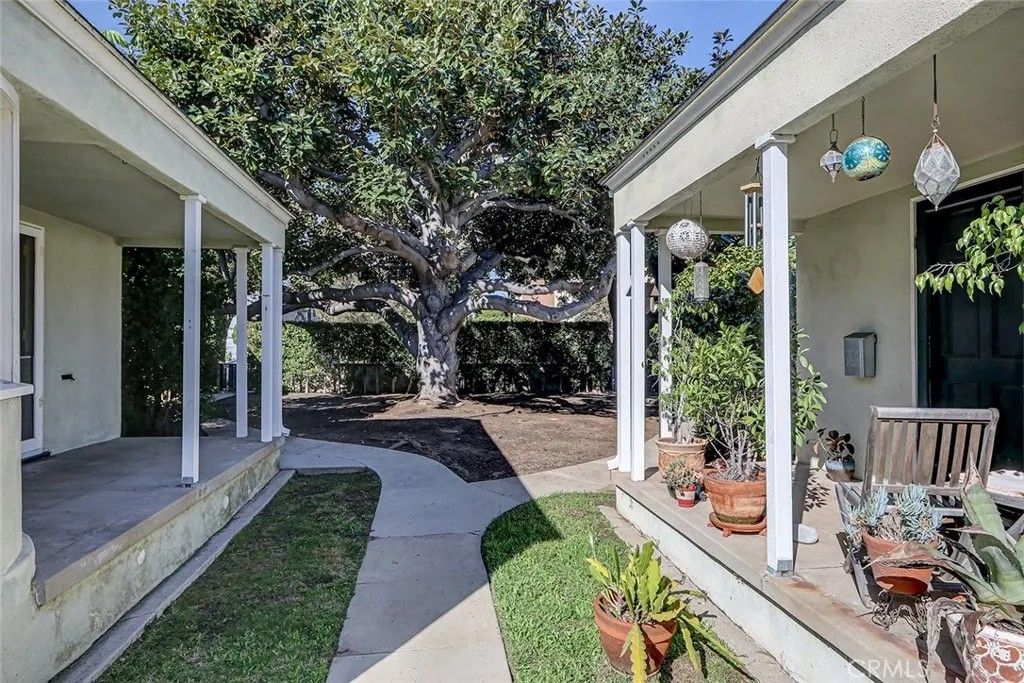 Photo of 1502 Ocean Park, Santa Monica, CA 90405 (MLS # SB26007288)