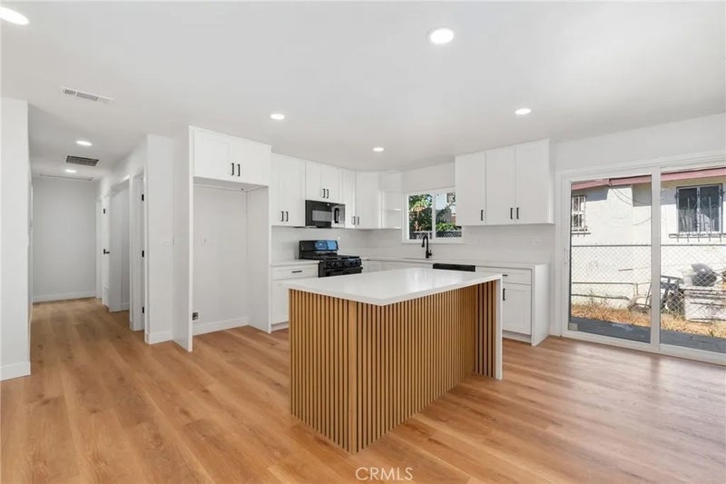 329 E 109th