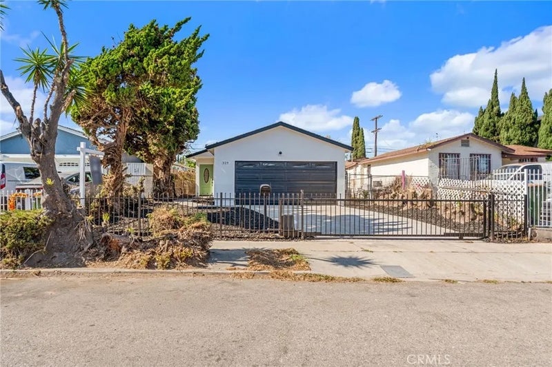 329 E 109th