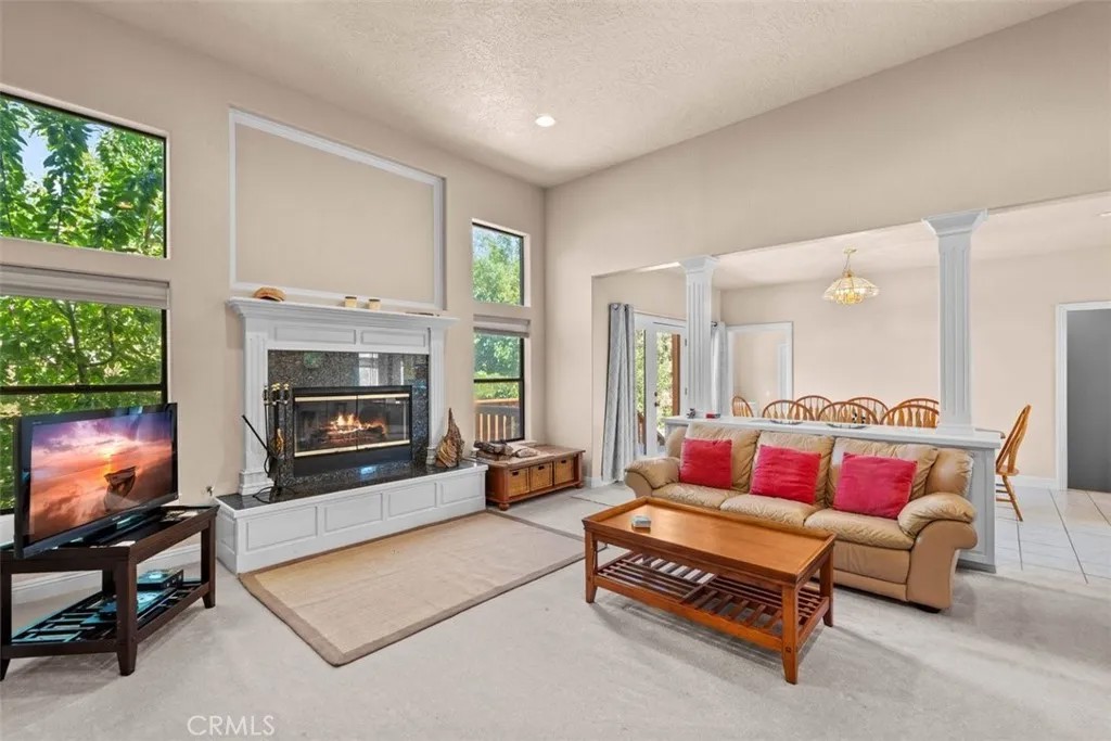 5394 Pacific Crest