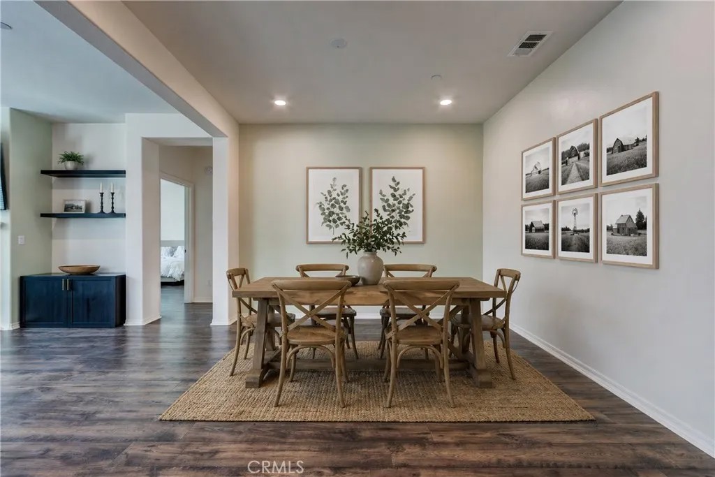 30156 Bristol Gate Street