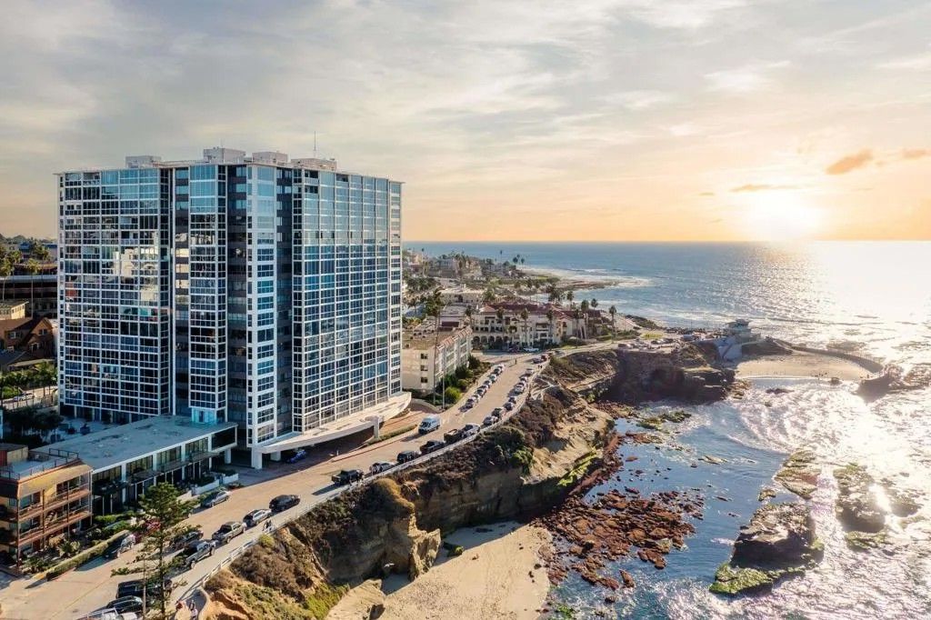 Photo of 939 Coast Boulevard #5E, La Jolla, CA 92037 (MLS # NDP2601586)