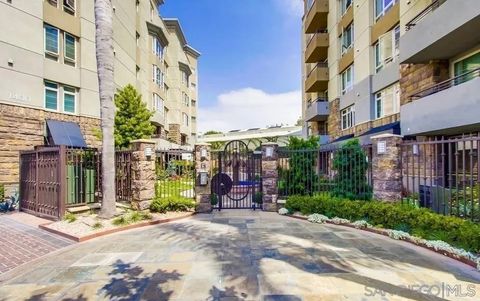 Tiny photo for 1480 Broadway #2609, San Diego, CA 92101 (MLS # 250036611)