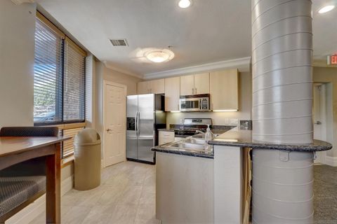 Tiny photo for 1480 Broadway #2609, San Diego, CA 92101 (MLS # 250036611)