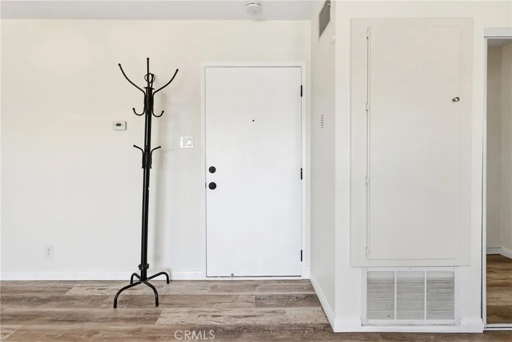 400 N Acacia c 39